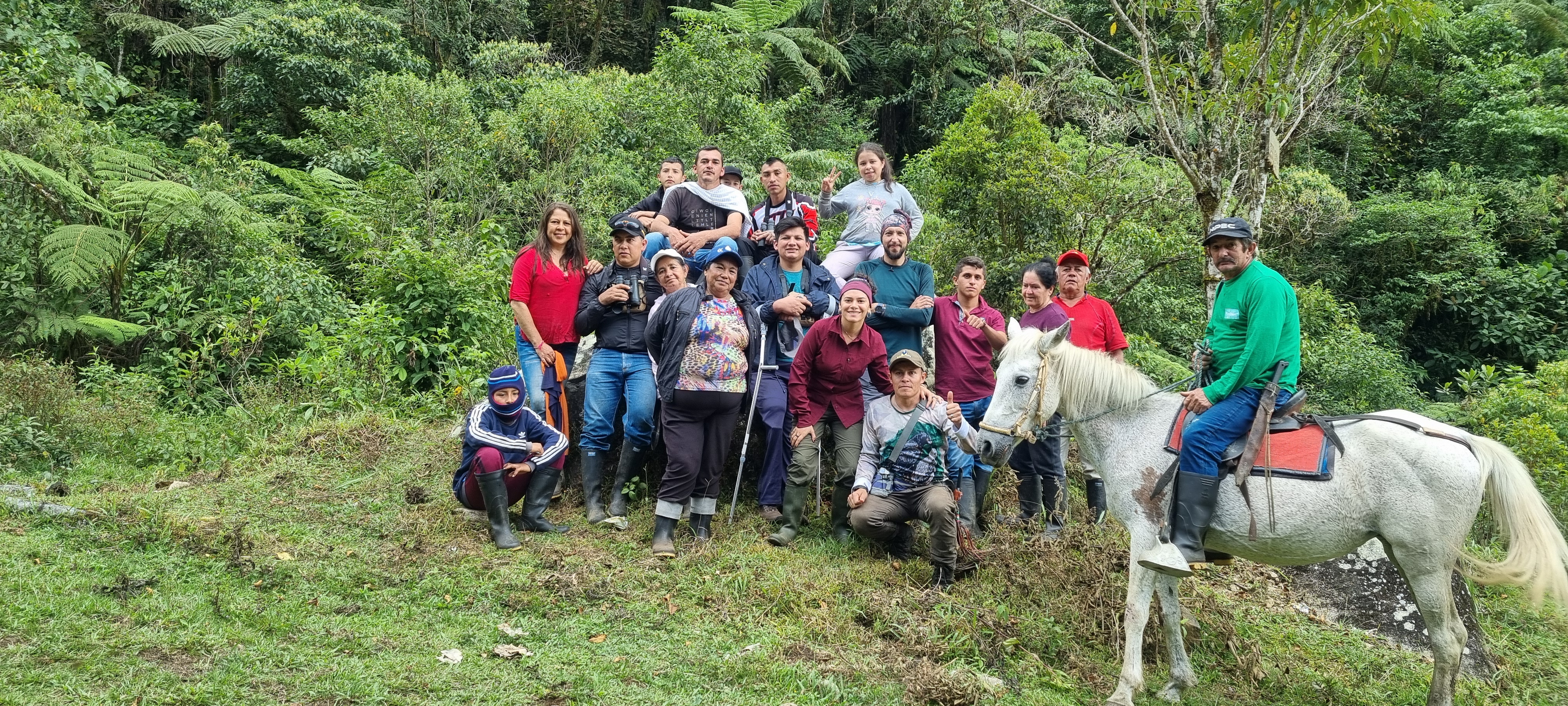 Foto grupal IAM_Cierre BioBlitz Marzo.jpeg